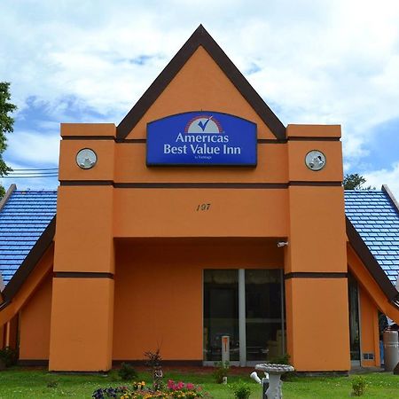 Americas Best Value Inn Smithfield Bagian luar foto