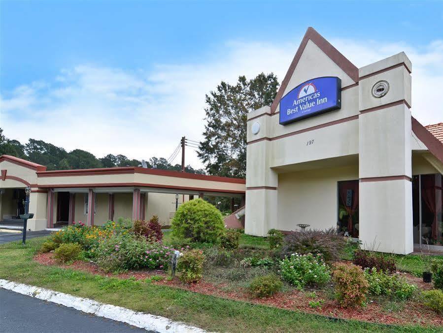 Americas Best Value Inn Smithfield Bagian luar foto