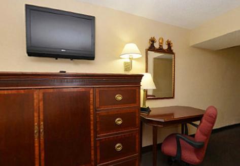 Americas Best Value Inn Smithfield Bagian luar foto